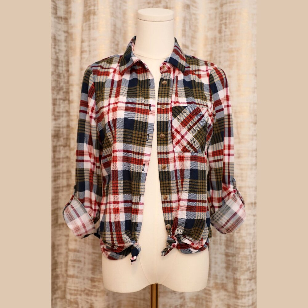 Rue21 Blue Green Red Plaid Shirt Size S (NWOT)